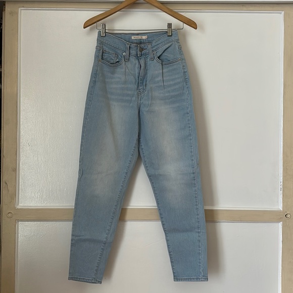 Levi’s light wash tapered Levi’s - Picture 3 of 7